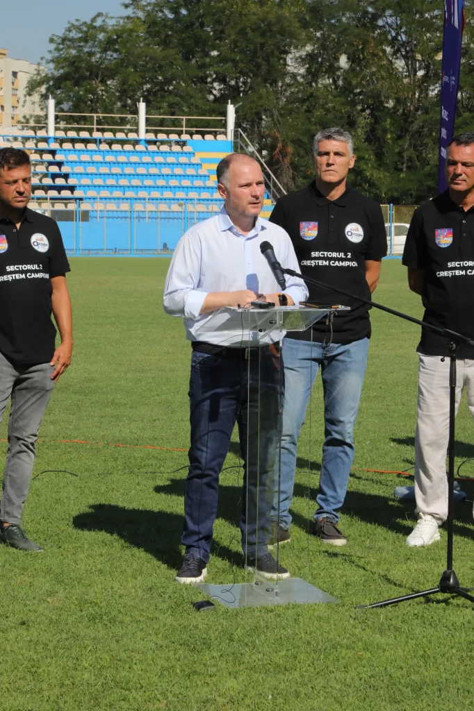 Conferință de presă la Baza Sportivă Colentina