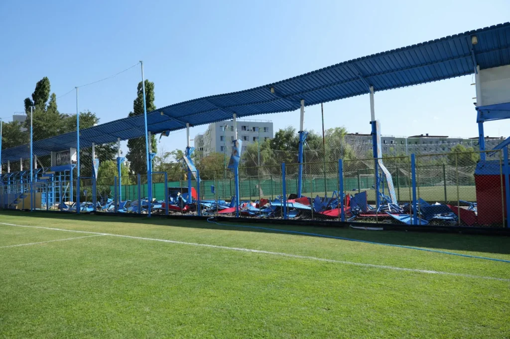 Tribuna Bazei Sportive Colentina, în lucru